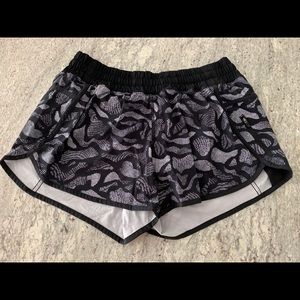 lululemon Tracker shorts